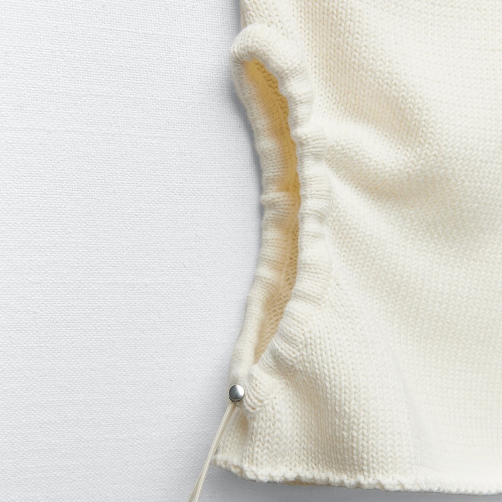 Cut out knit top. ZARA. Like new :)